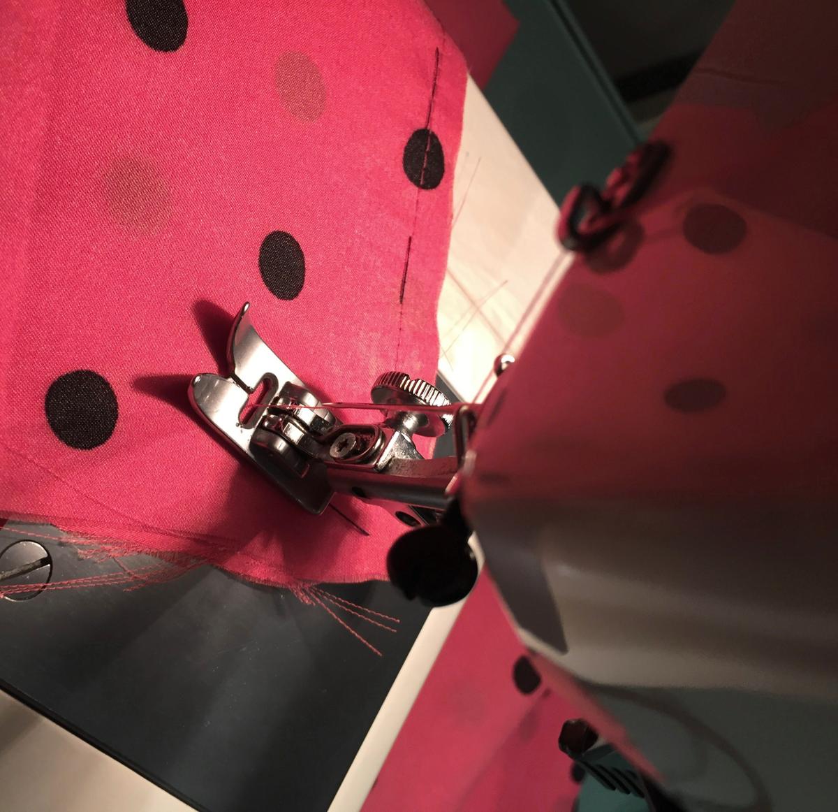 28-disfraz_chica-anos_50_remate_diagomnal