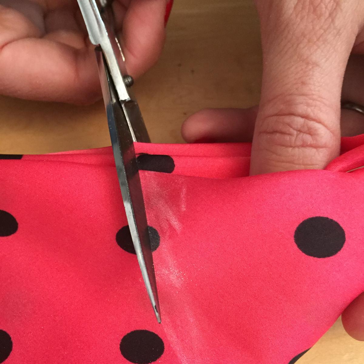 09-disfraz_chica_anos_50_coramos_cintura_falda