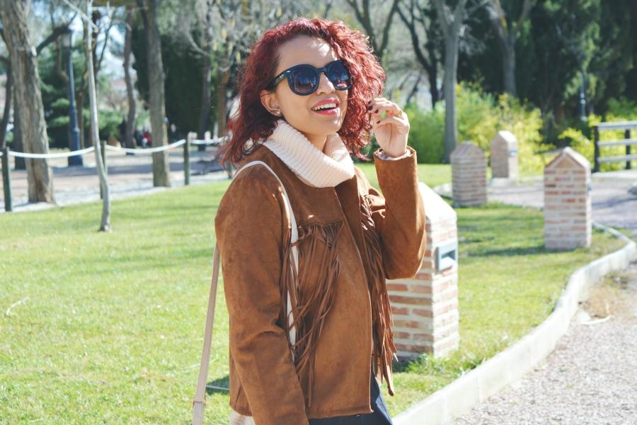 look-con-chaqueta-y-falda-de-ante-6