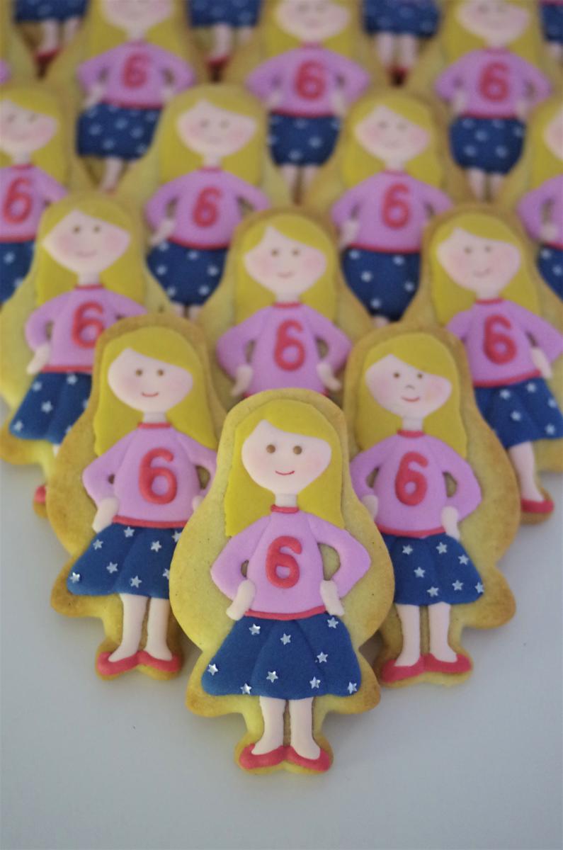 doctorcookies-galletas-decoradas-muneca-emma-16