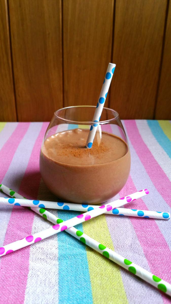 Batido de plátano y chocolate sin lácteos (Paleo)