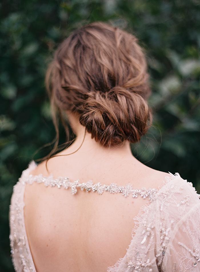 14-elegant-simple-wedding-hairstyle