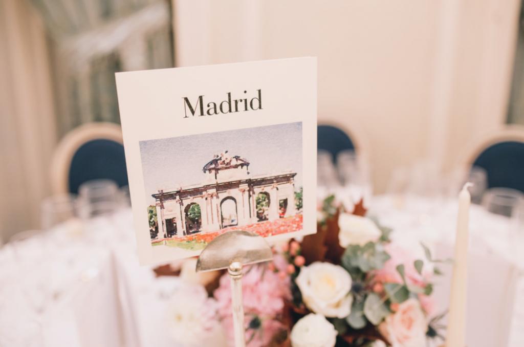 Boda urbana y elegante en el hotel Ritz de Madrid by Tu Día Perfecto Wedding Planner. Seating plan