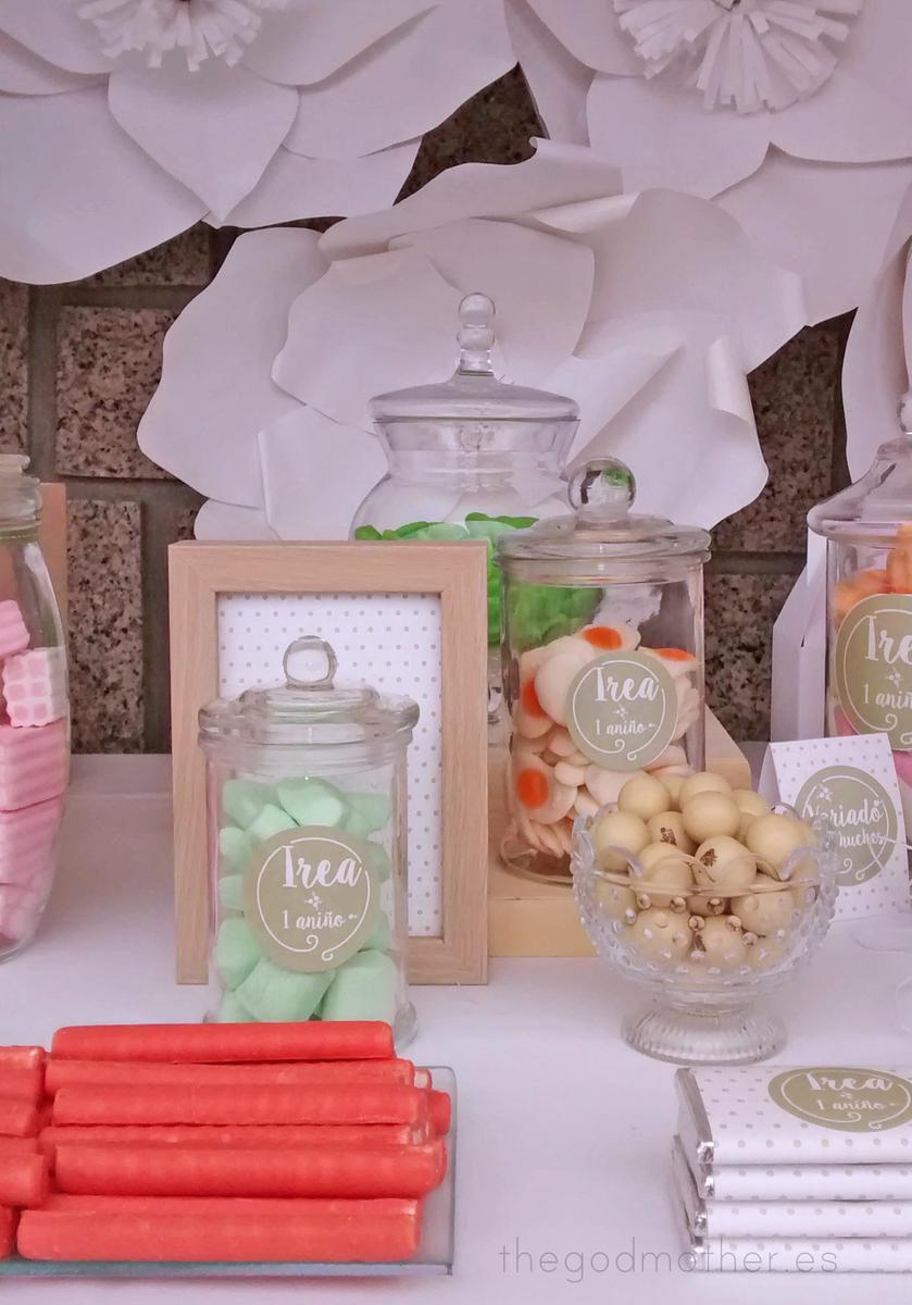 kit cumpleaños personalizado 5 - decoración primer cumpleaños - cumpleaños flores - mesa dulce flores de papel 1