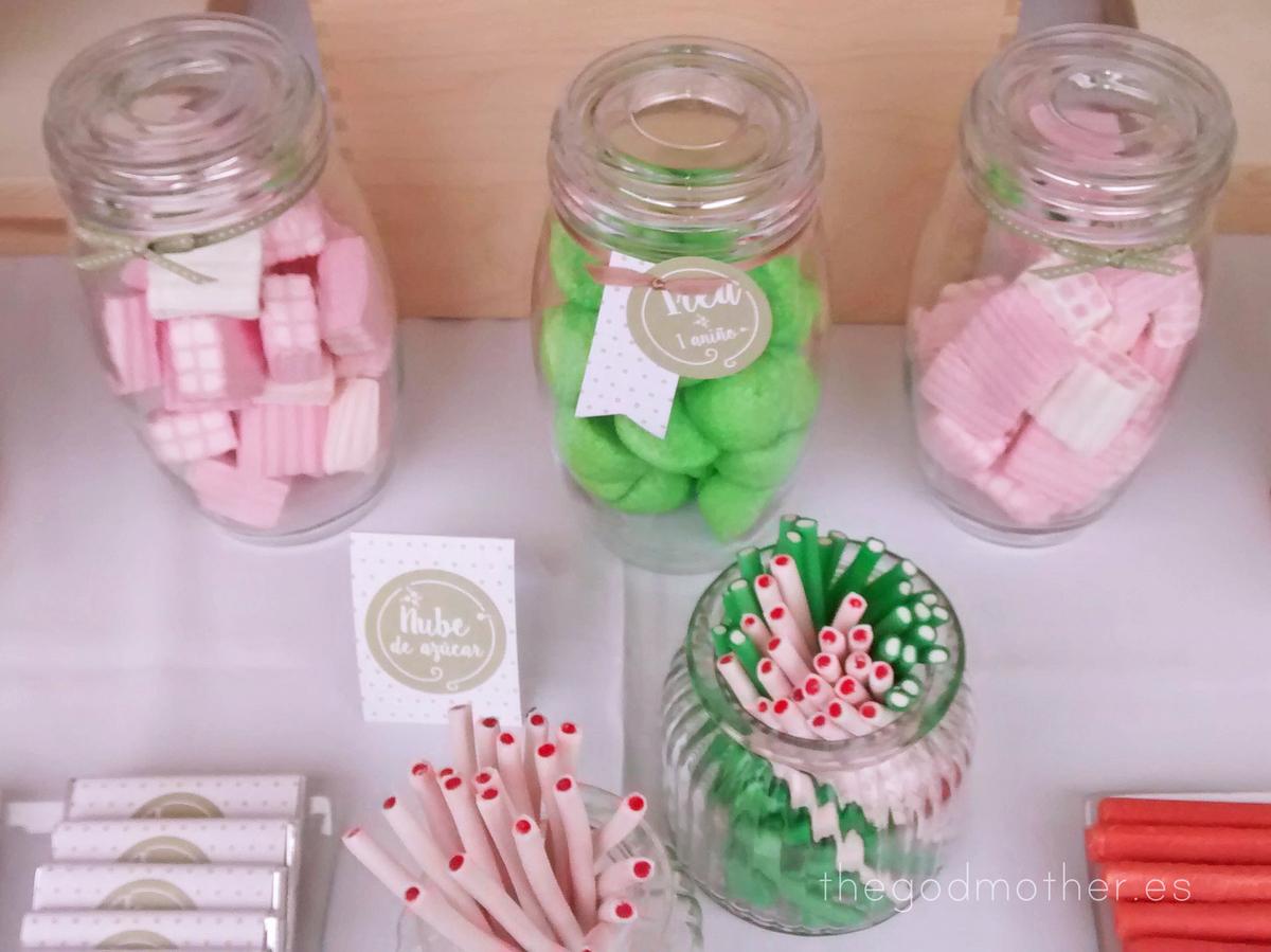 kit cumpleaños personalizado 7 - decoración primer cumpleaños - cumpleaños flores - mesa dulce flores de papel 1