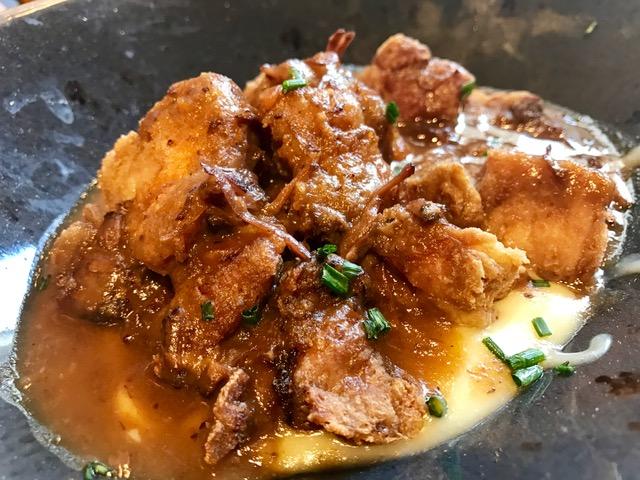 Mollejas de Ternera con Patatas al Mortero Salsa de oloroso