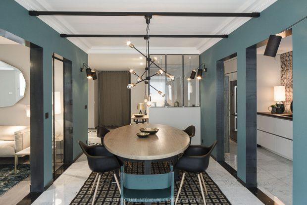 comedor paredes azul