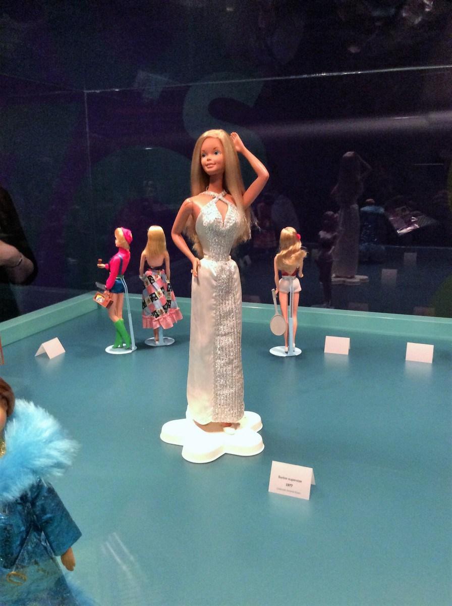 EXPO BARBIE: MÁS ALLÁ DE LA MUÑECA Foto de EXPO BARBIE: MÁS ALLÁ DE LA MUÑECAEXPO BARBIE: MÁS ALLÁ DE LA MUÑECA Foto de %title