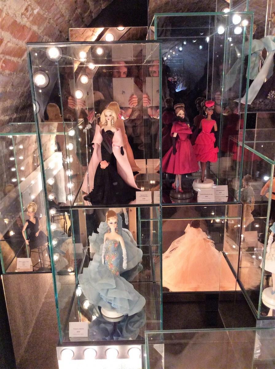 EXPO BARBIE: MÁS ALLÁ DE LA MUÑECA Foto de EXPO BARBIE: MÁS ALLÁ DE LA MUÑECAEXPO BARBIE: MÁS ALLÁ DE LA MUÑECA Foto de EXPO BARBIE: MÁS ALLÁ DE LA MUÑECAEXPO BARBIE: MÁS ALLÁ DE LA MUÑECA Foto de EXPO BARBIE: MÁS ALLÁ DE LA MUÑECAEXPO BARBIE: MÁS ALLÁ DE LA MUÑECA Foto de EXPO BARBIE: MÁS ALLÁ DE LA MUÑECAEXPO BARBIE: MÁS ALLÁ DE LA MUÑECA Foto de %title