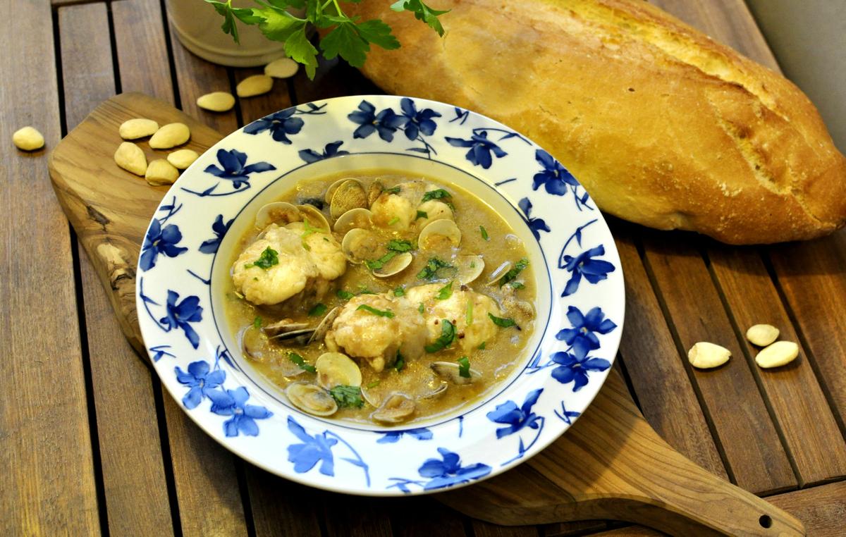 rape-guisado-almejas-salsa-almendras-13