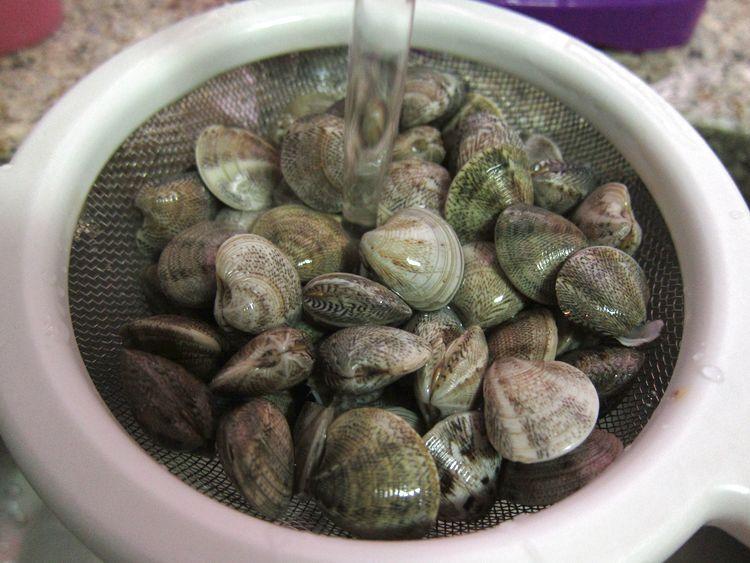 rape-guisado-almejas-salsa-almendras-09