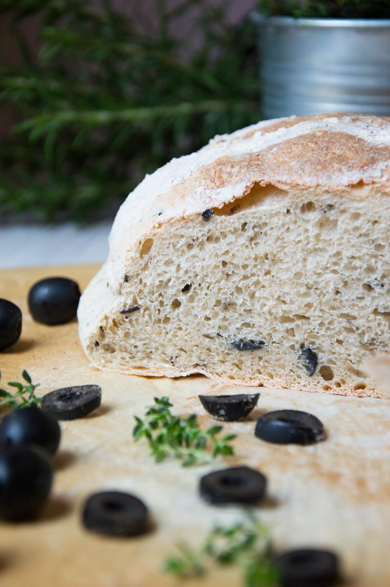 pan-aceitunas-y-tomillo-la-cuchara-azul-10