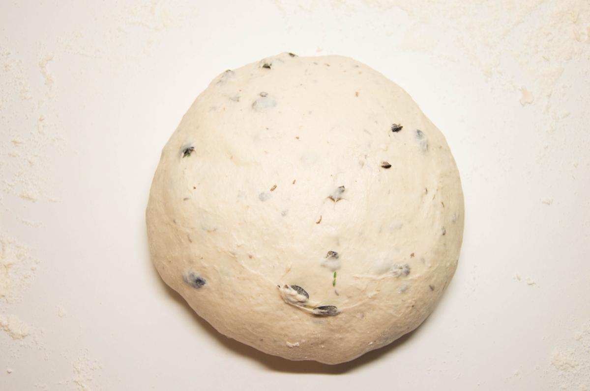 pan-aceitunas-y-tomillo-la-cuchara-azul-3