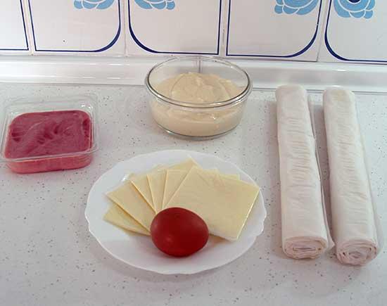 Empanada de jamón y queso