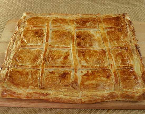 Empanada de jamón y queso