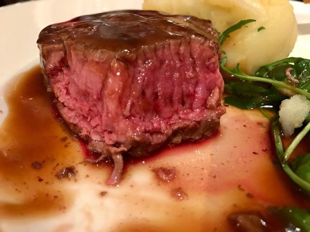 Corte del Solomillo de Corzo al Oporto