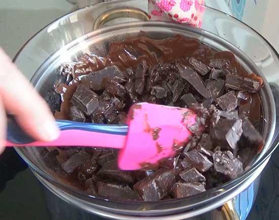 como fundir chocolate