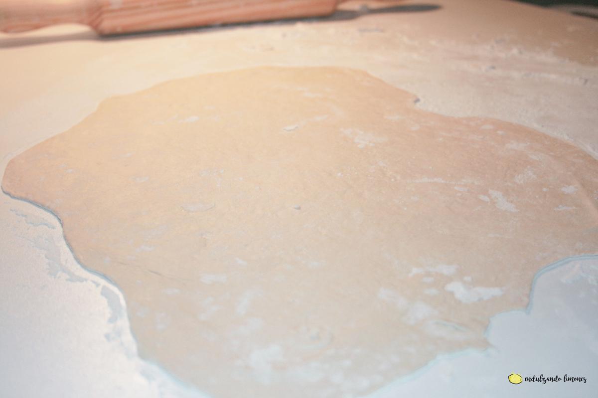 Masa pizza casera jamón tomate queso