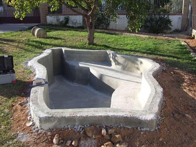 Resultado de imagen para estanque con hormigon