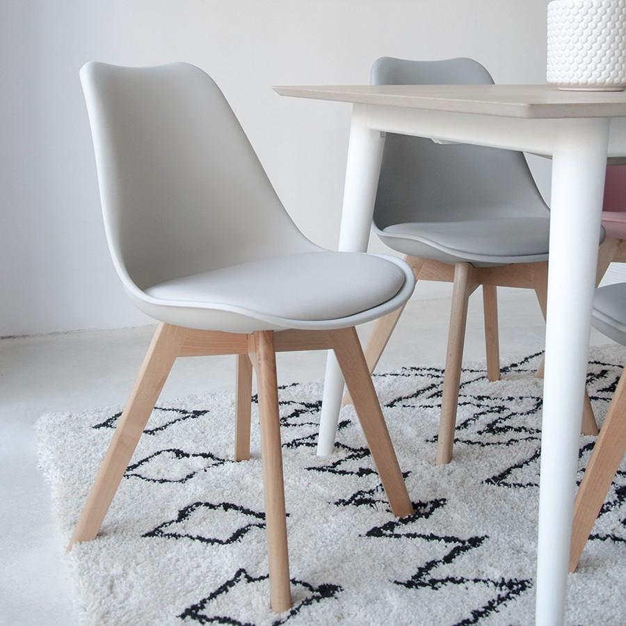 Scandinavian silla rosa