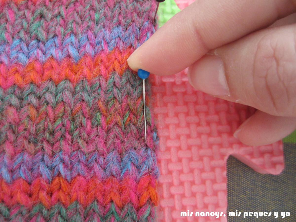 mis nancys, mis peques y yo, Tutorial DIY como bloquear un jersey de lana, colocar con alfileres inclinados