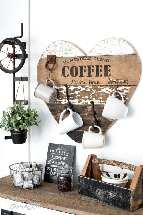 Vía Funky Junk Interiors