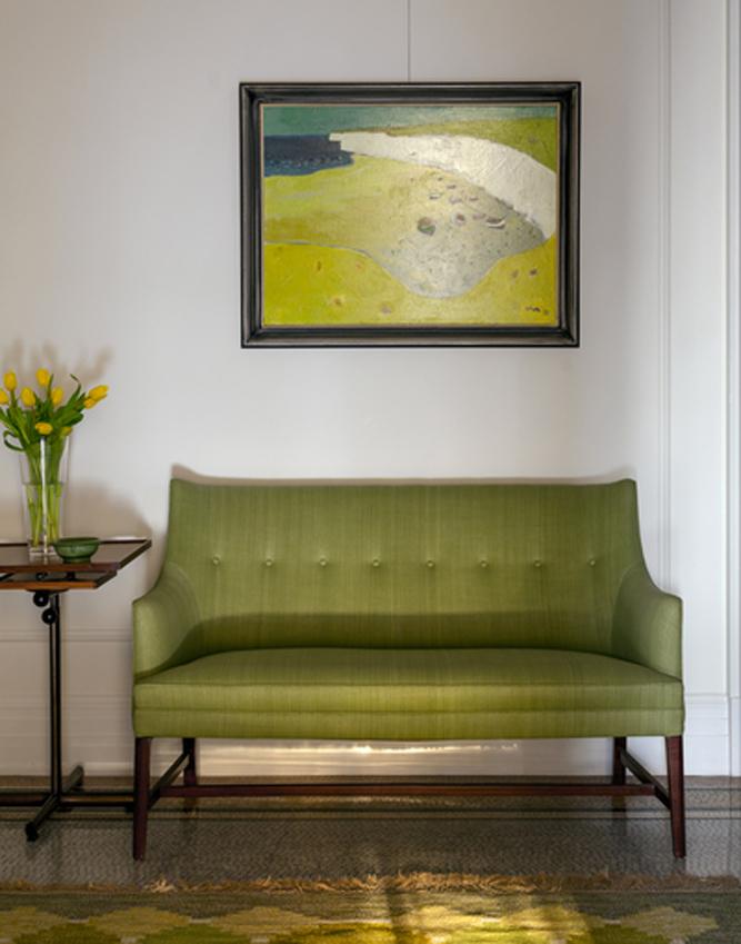 Apthorp Apartment Frits Henningsen sofa