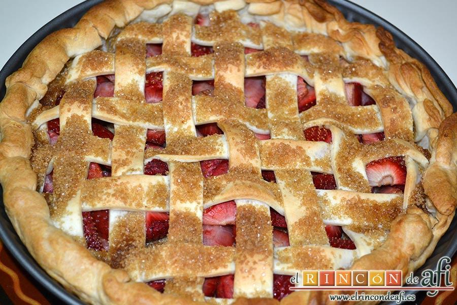 Tarta de fresas y almendras, hornear hasta que quede tostadito