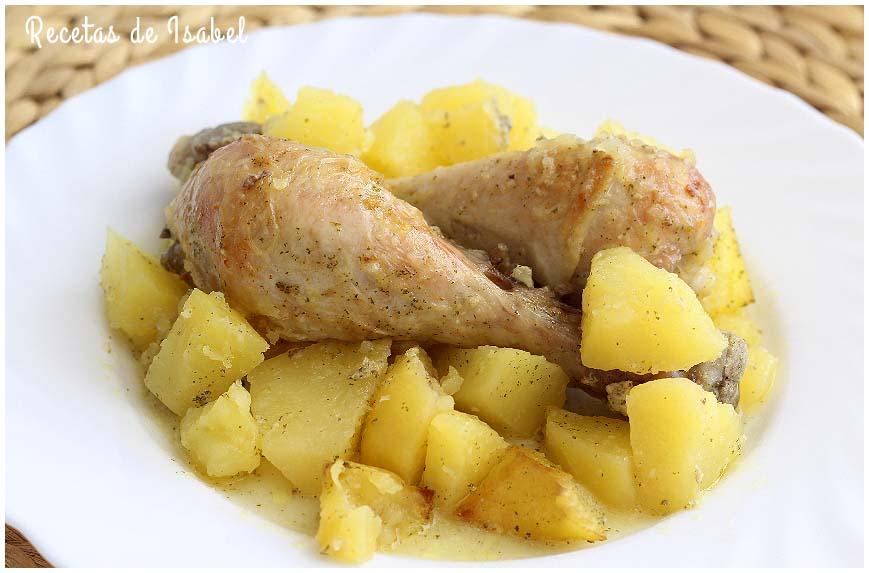 Pollo asado con patatas. Receta casera