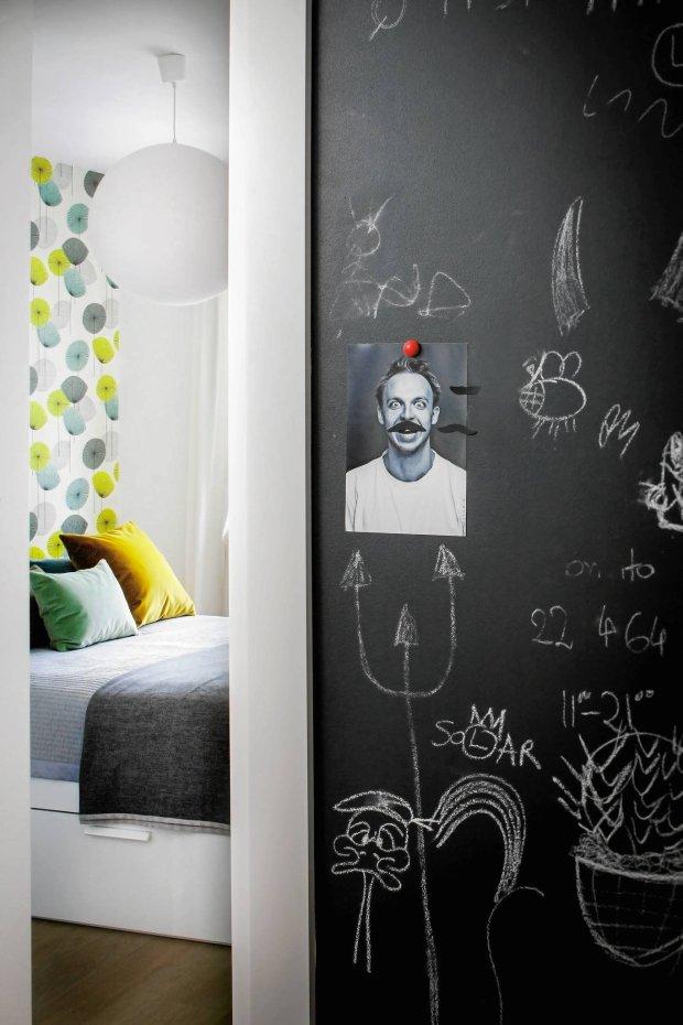 pared pizarra pasillo