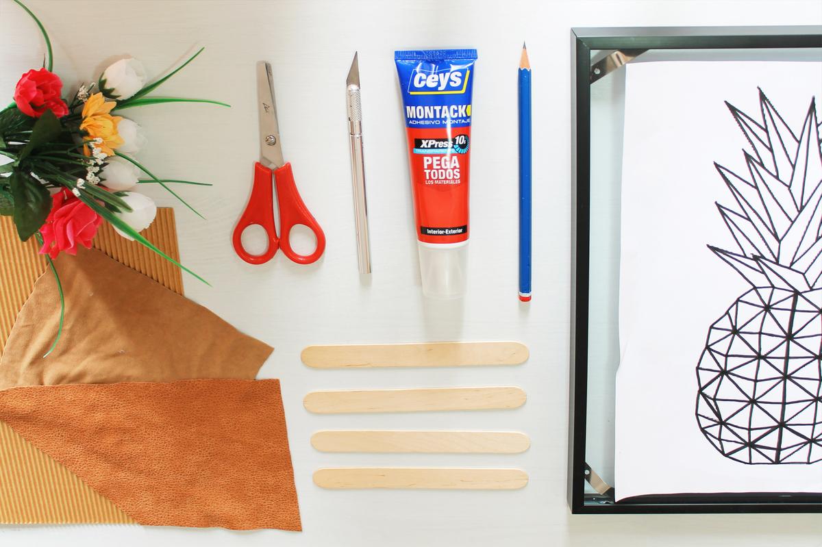 hacer piña con materiales reciclados room decor.jpg