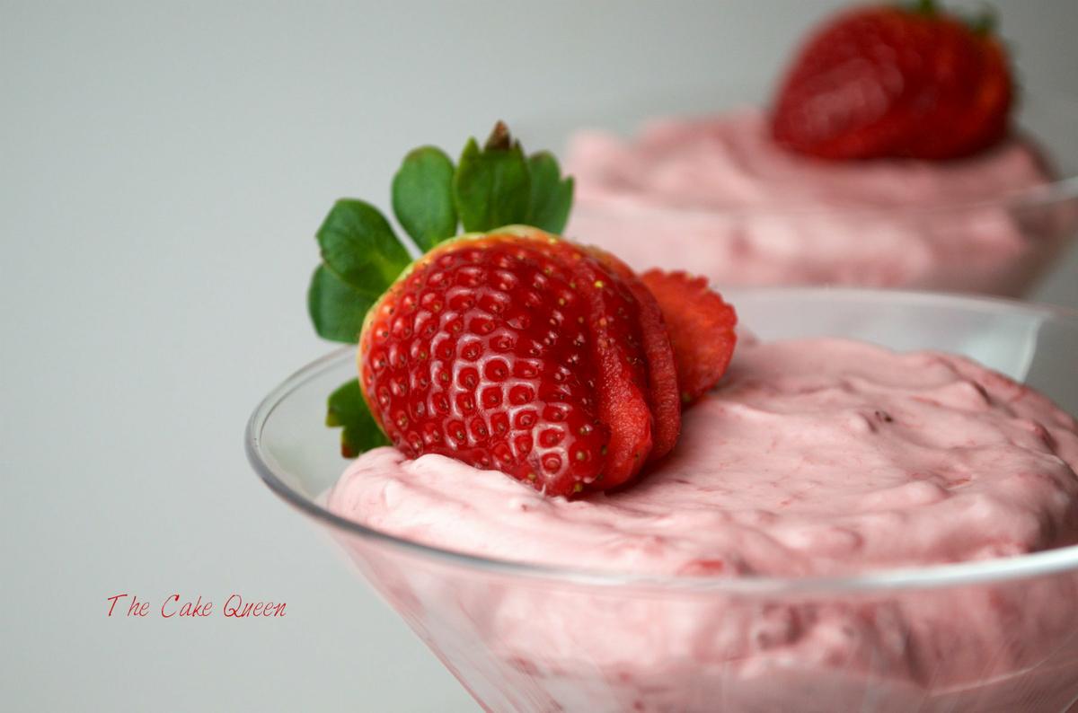 Crema de fresas y chantilly