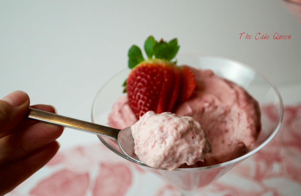 Crema de fresas y chantilly