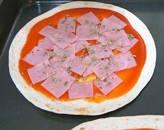 Pizza express con jamón y doble de queso