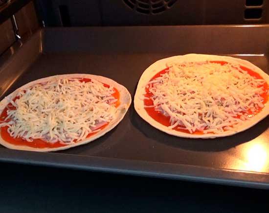 Pizza express con jamón y doble de queso