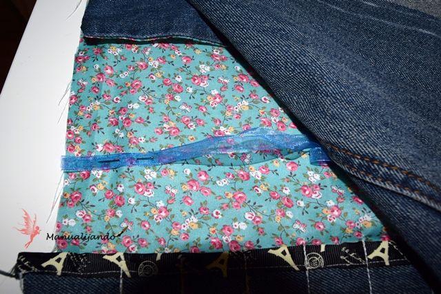 cosiendo la cinta de la manta para guardar los pinceles