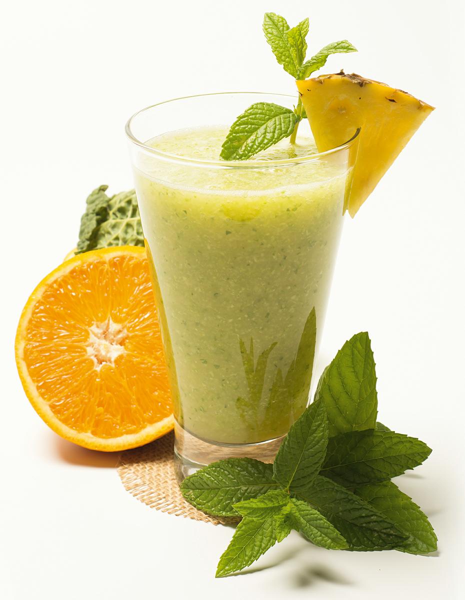 MU00419101_Smoothies_02.indd