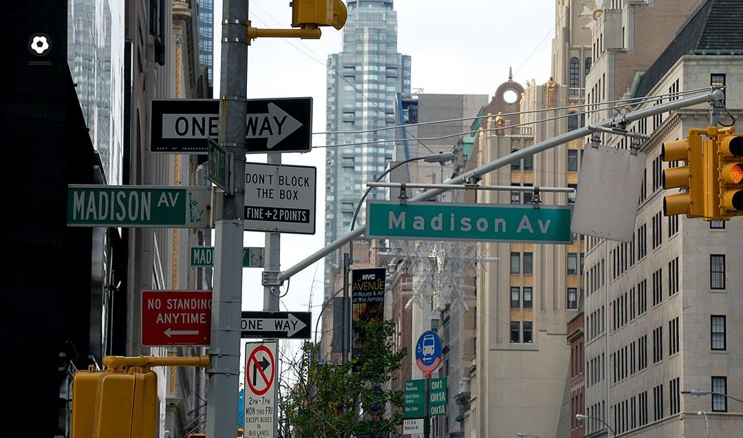 LOS CARTELES DE LAS CALLES