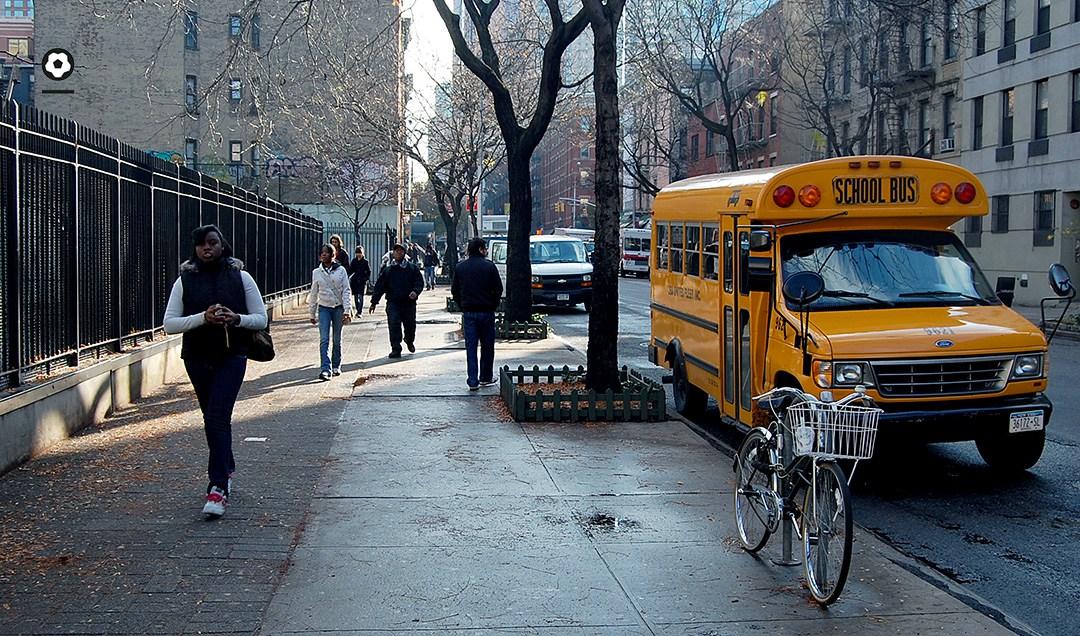 LOS AUTOBUSES ESCOLARES