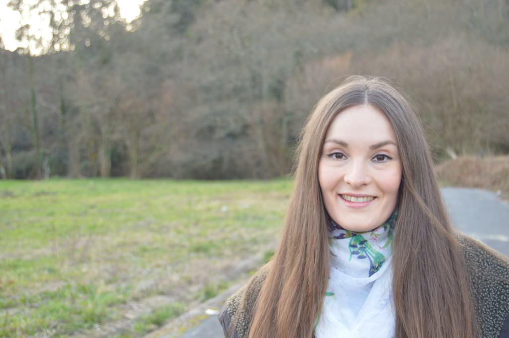 look-parka-gris-lluvia-pull-and-bear (9)