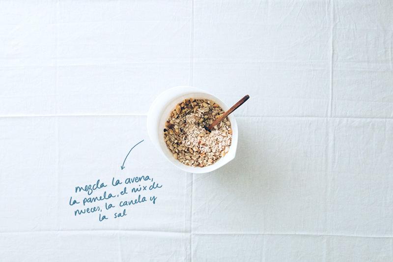 Granola maravillosa · Mezclar ingredientes