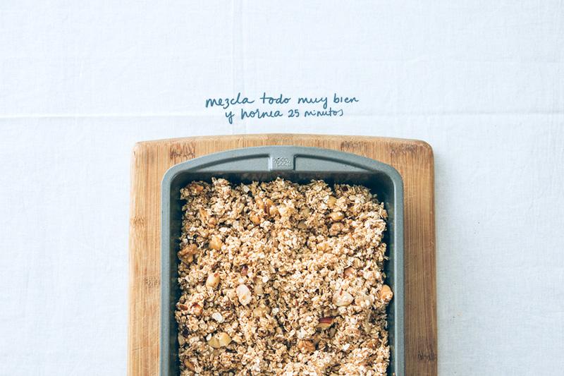 Granola maravillosa · Mezcla bien, y hornea