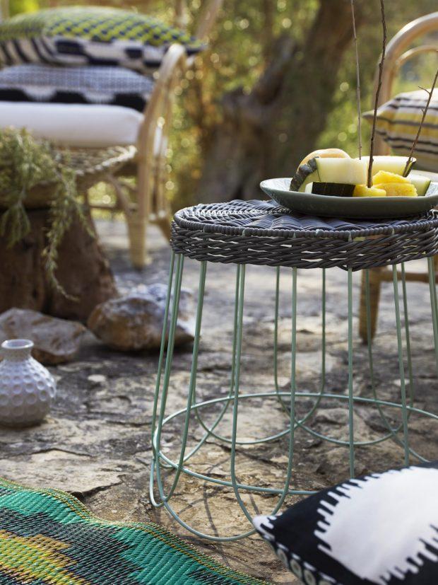 mesa auxiliar turquesa ikea