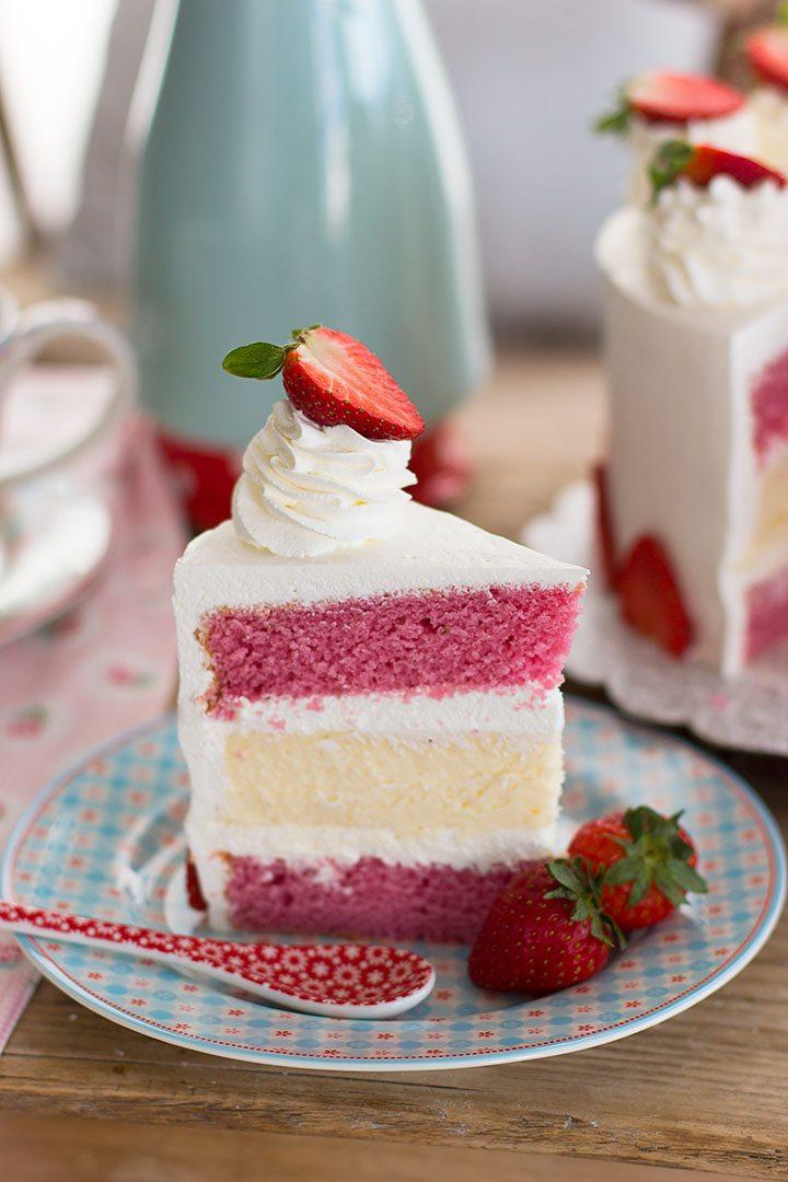 Tarta de fresas y cheesecake