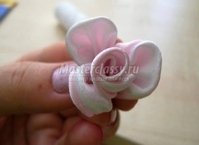 kanzashi paso a paso