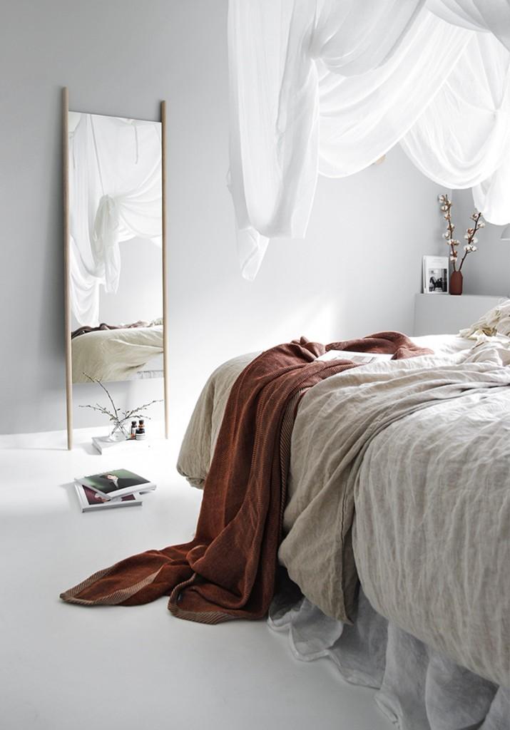 Redecorar un dormtorio de estilo nórdico espejo