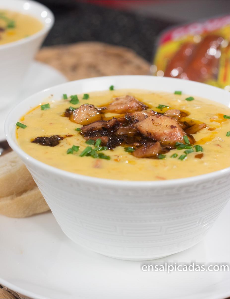 Receta de Pulpo a la Gallega sobre una crema de papas con chorizo