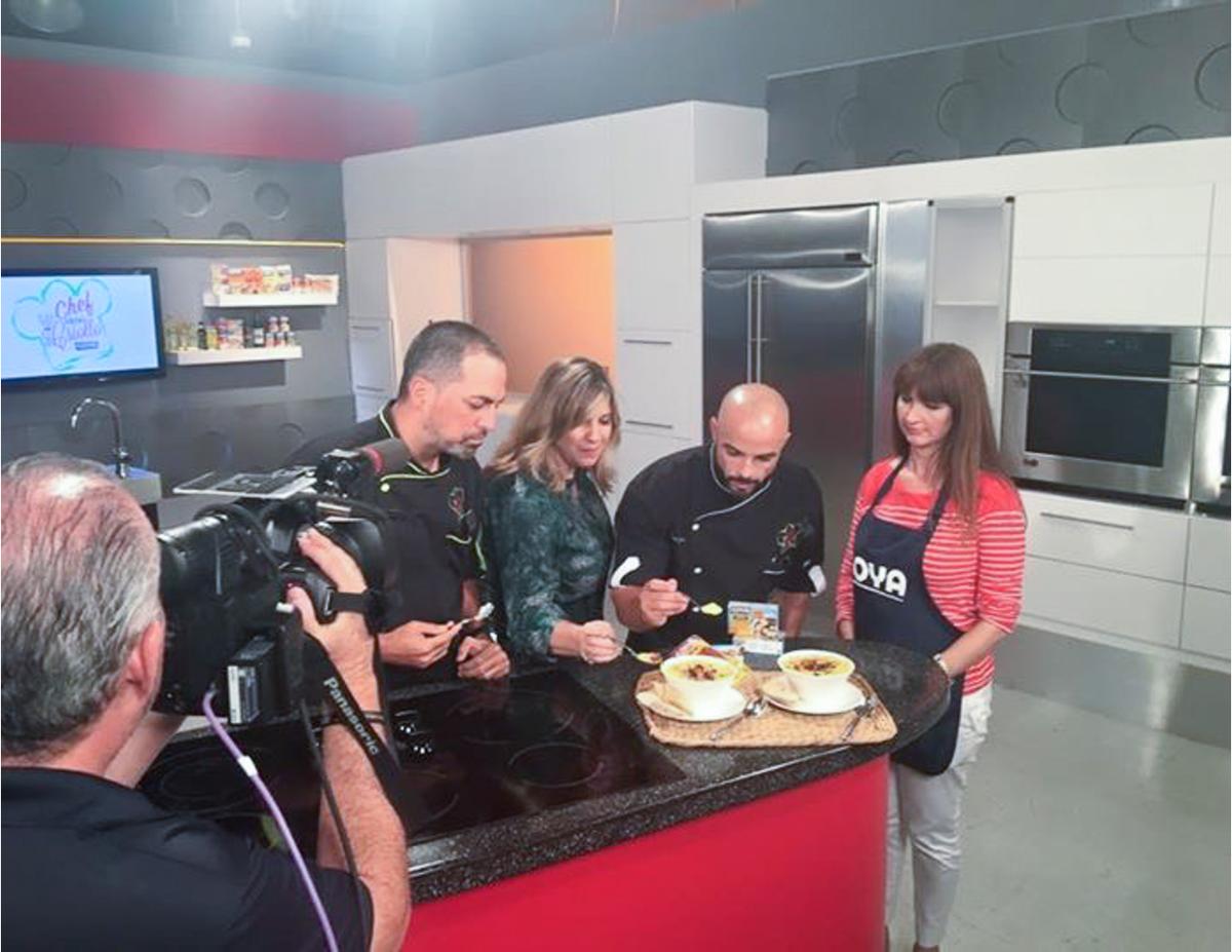 Receta de Pulpo a la Gallega sobre una crema de papas con chorizo.