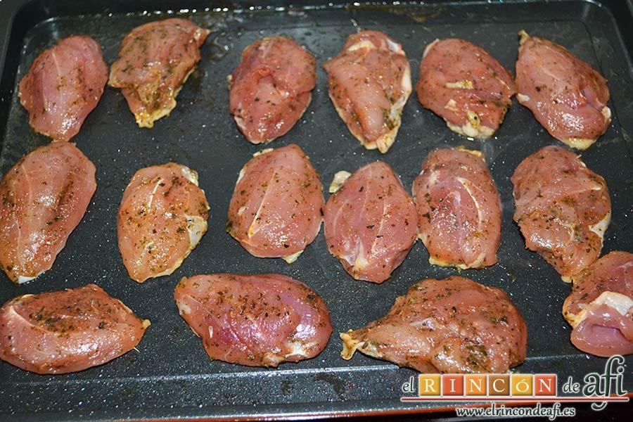 Pechugas de codorniz a la provenzal con setas, asar las pechugas en la misma plancha