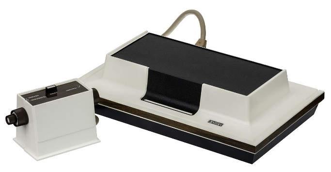 La historia de las videconsolas y los videojuegos Atari Pong Magnavox Odyssey Atari/Sears Telegames Pong primera generacion de consolas creadores de las primeras consolas de videojuegos para el hogar